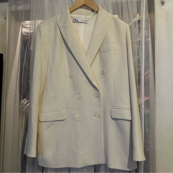 Zara Blazer - Picture 1 of 5